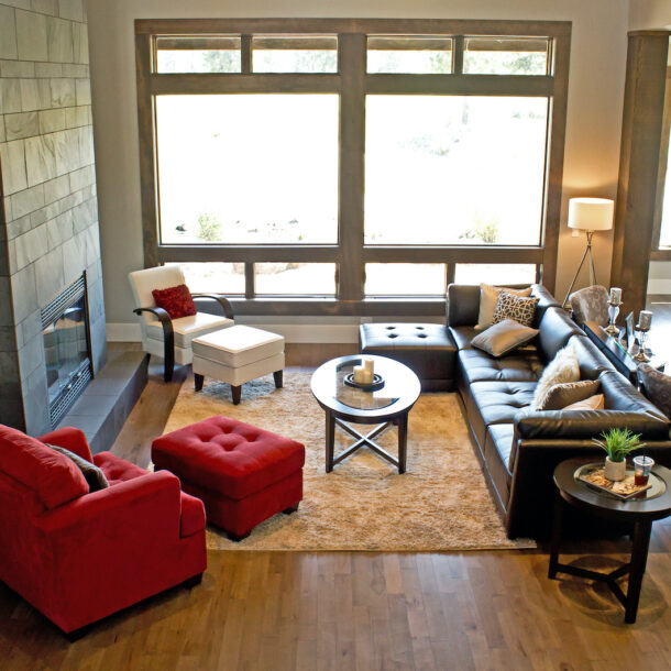 A neat and clean, nicely furnished living room of a home.